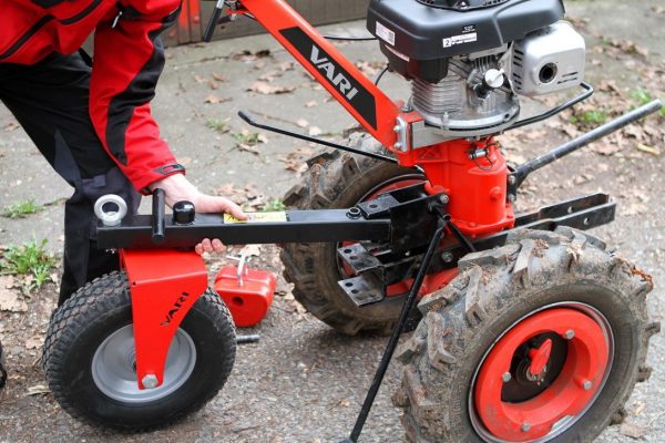 KOLO TRETIE TK-01 TRAKTOR VARI - Image 2